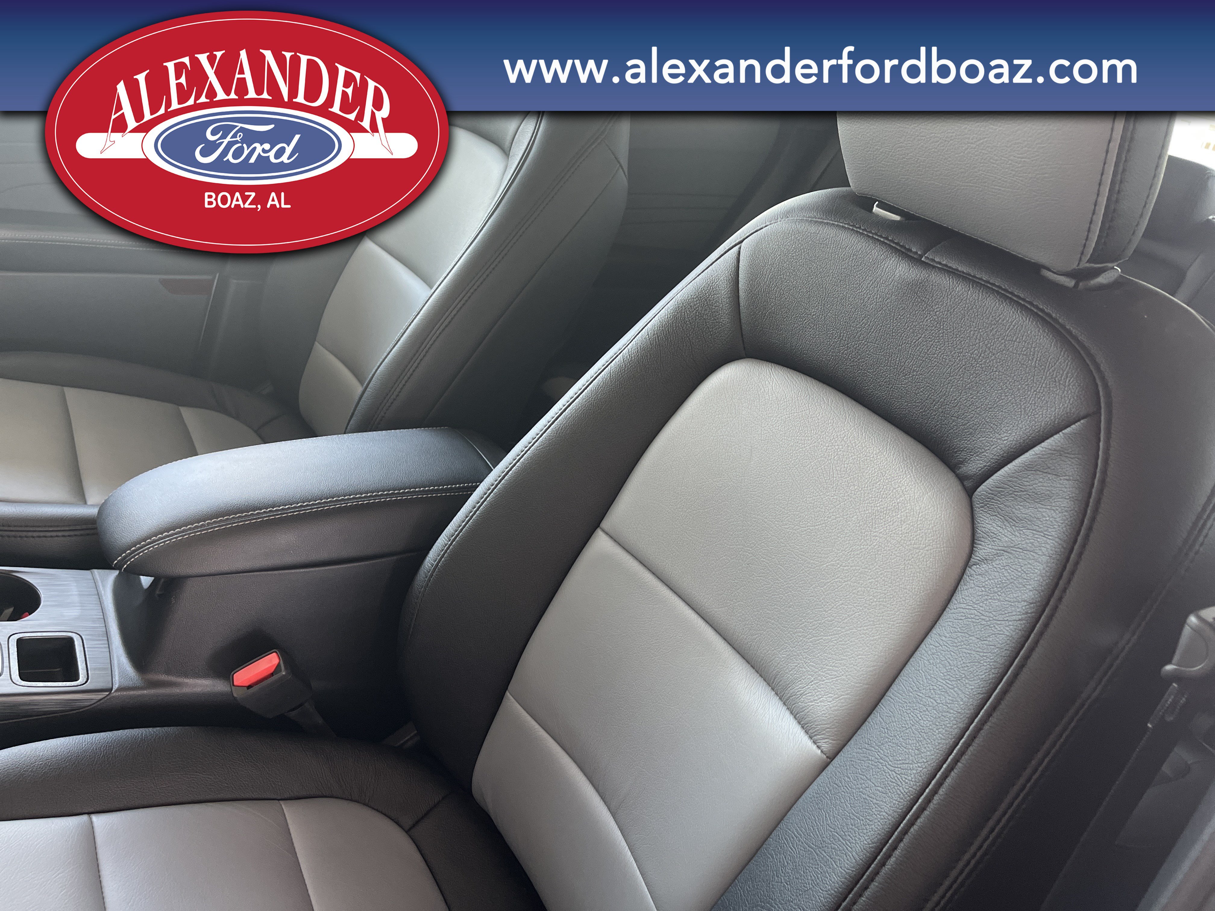 Used 2025 Ford Escape Active w/ Active Premium Tech Pack FWD image 11