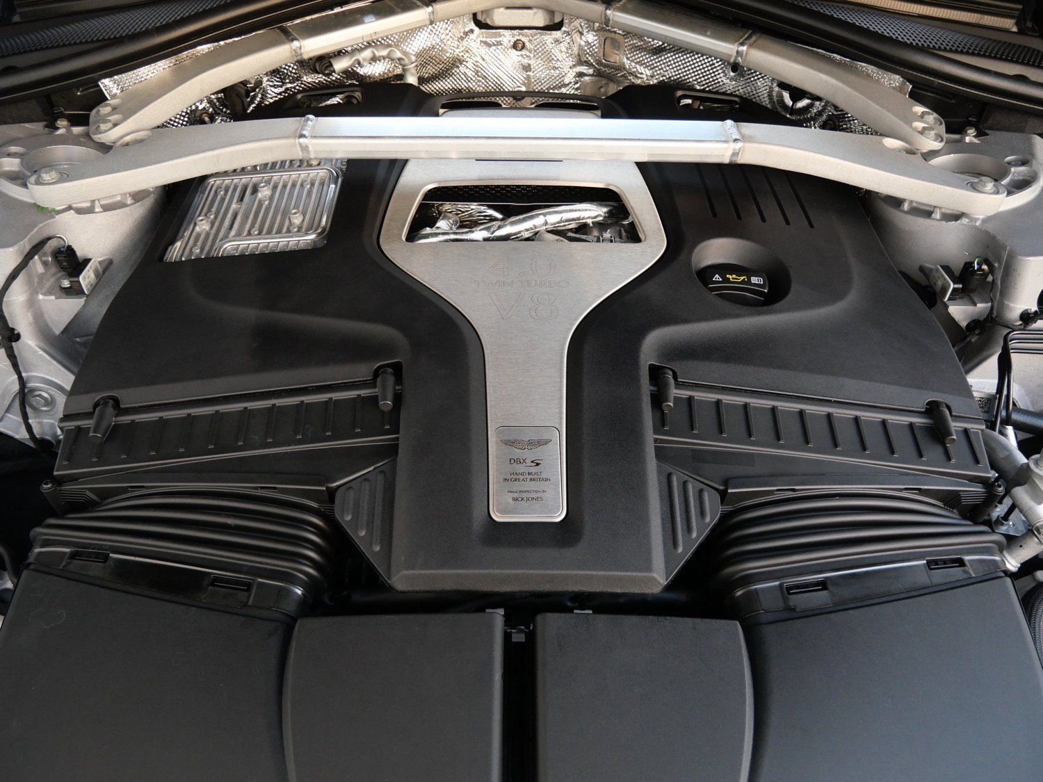 New 2026 Aston Martin DBX S image 25