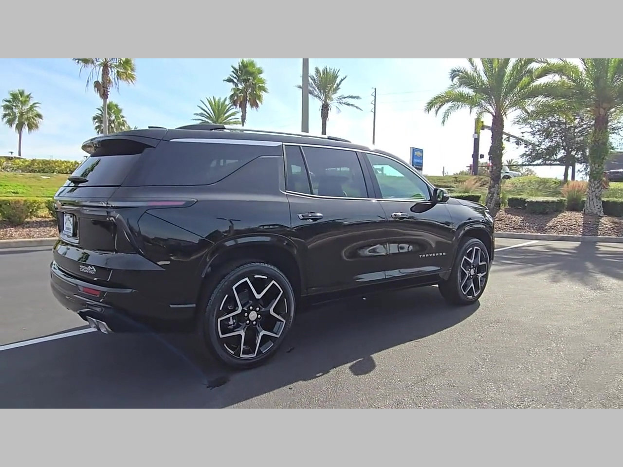 New 2026 Chevrolet Traverse High Country image 23