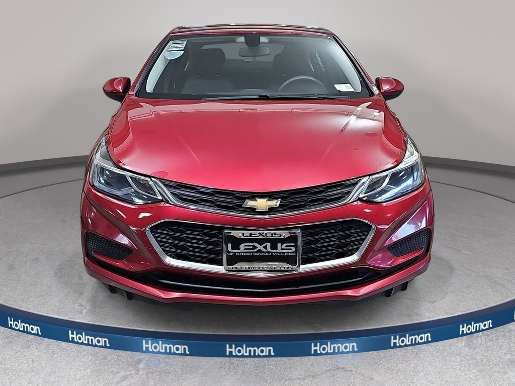 Used 2018 Chevrolet Cruze LT w/ Convenience Package FWD image 3
