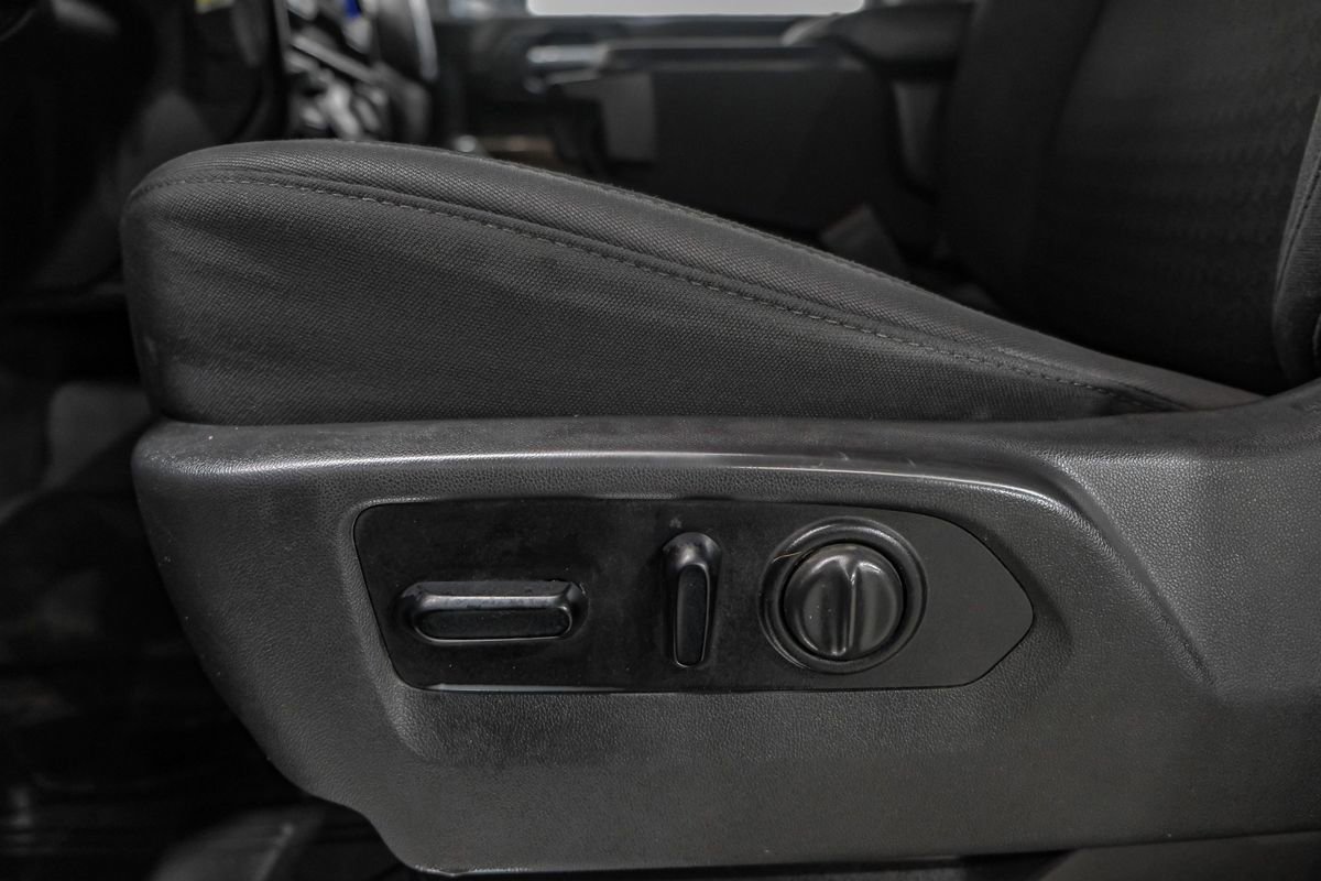 Used 2021 Chevrolet Silverado 2500 LT w/ Fleet Comfort Package AWD/4WD image 29