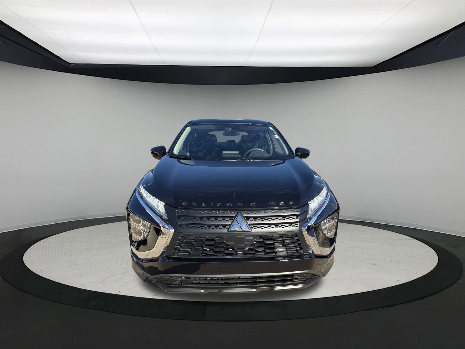 Used 2024 Mitsubishi Eclipse Cross LE image 2