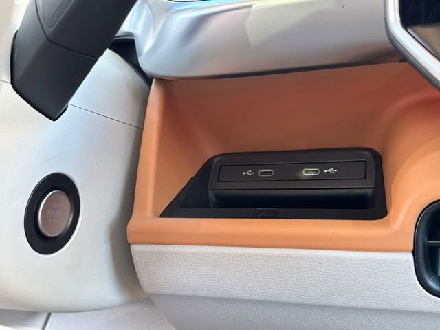 New 2025 Volkswagen ID. Buzz 1st Edition image 41