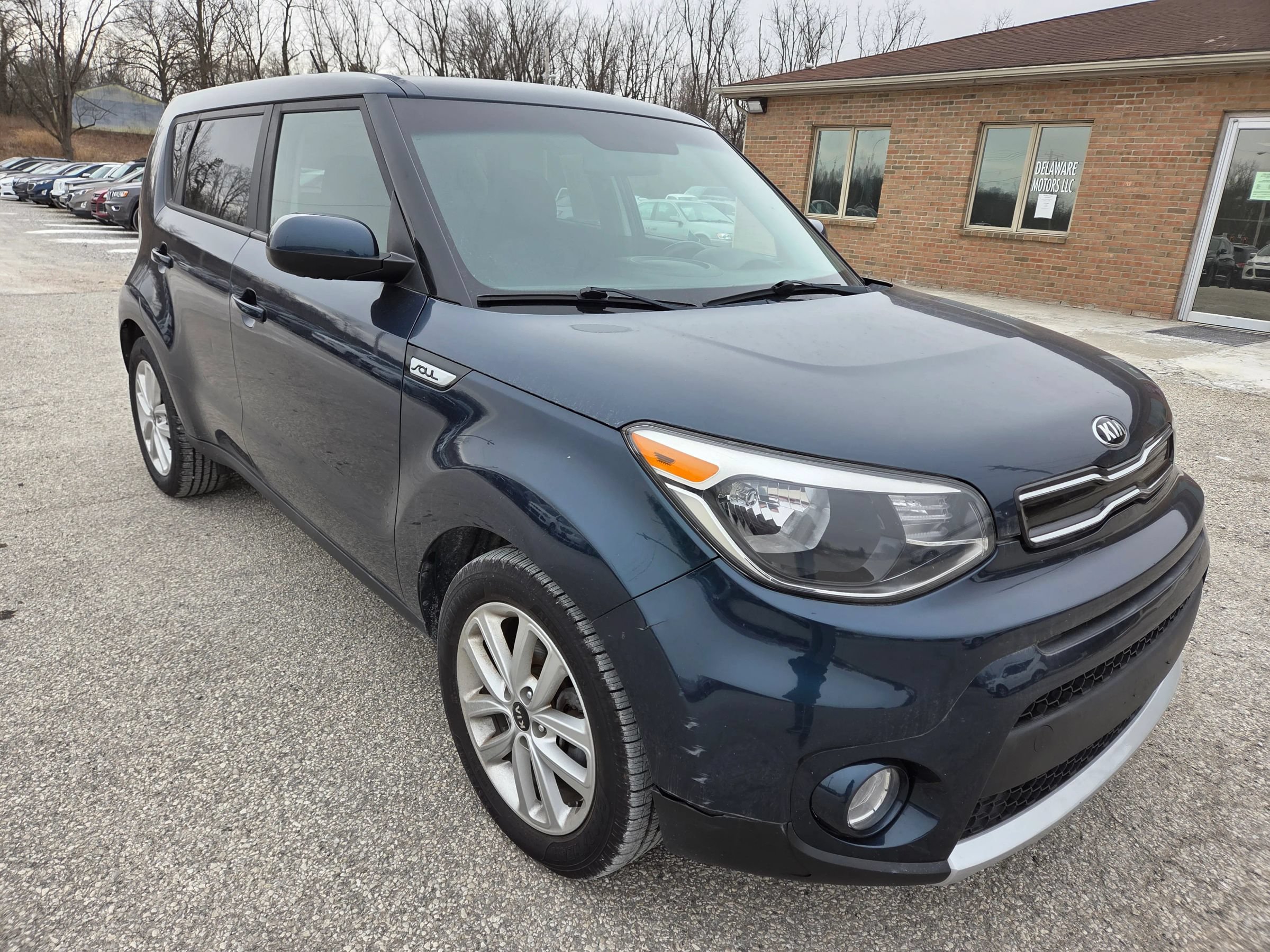 Used 2018 Kia Soul + FWD image 3