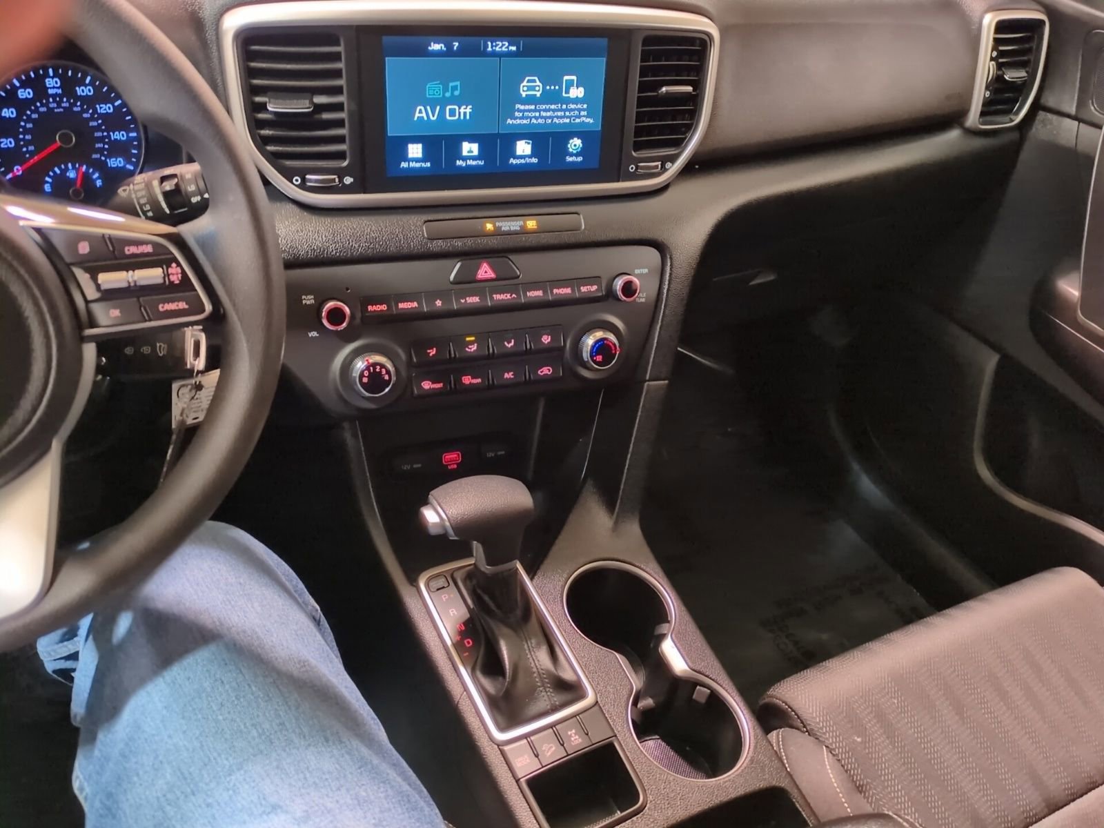 Used 2020 Kia Sportage LX image 19