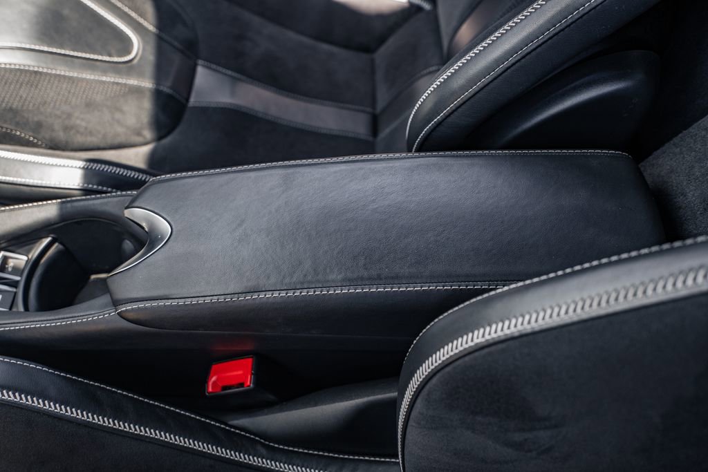 Used 2021 McLaren 720S Performance RWD image 31