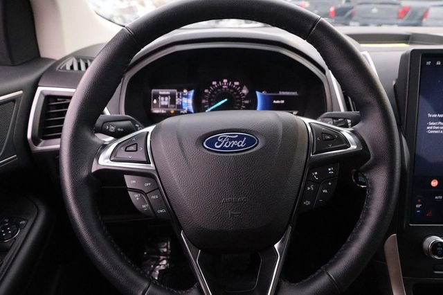 Certified 2024 Ford Edge SEL image 10