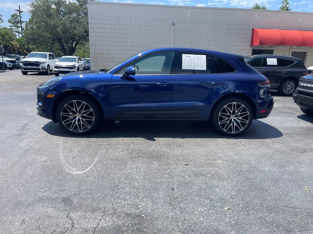 Used 2026 Porsche Macan Turbo AWD/4WD image 2