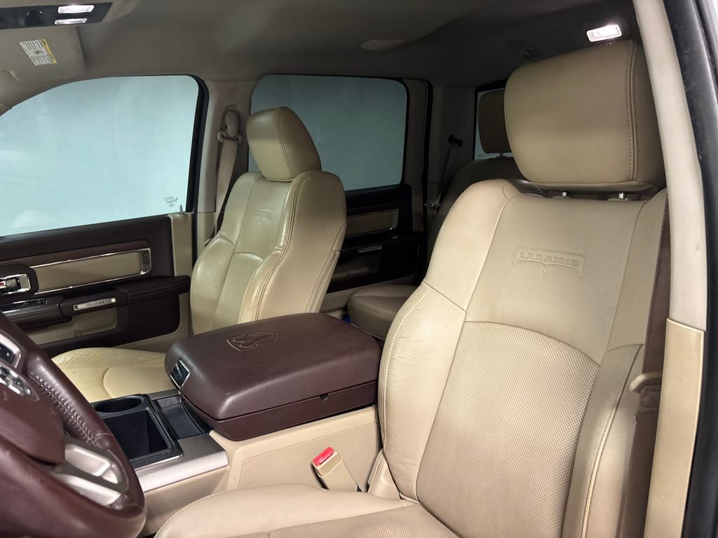 Used 2015 RAM 1500 Laramie w/ Convenience Group AWD/4WD image 24