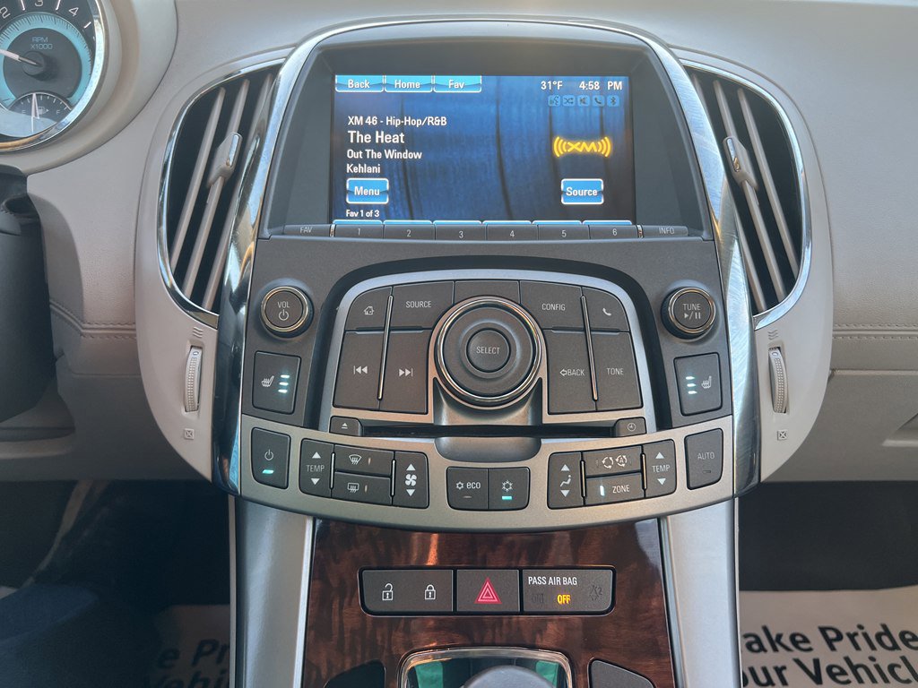 Used 2012 Buick LaCrosse Premium image 19