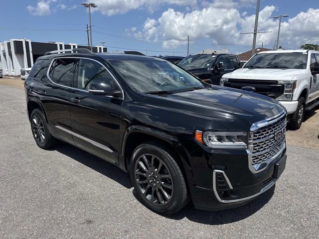 Used 2023 GMC Acadia Denali w/ Black Diamond Edition FWD image 4