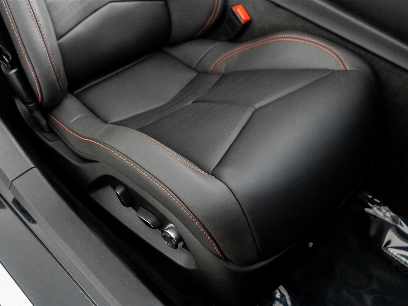 Used 2024 Chevrolet Corvette Z06 w/ Battery Protection Package image 30