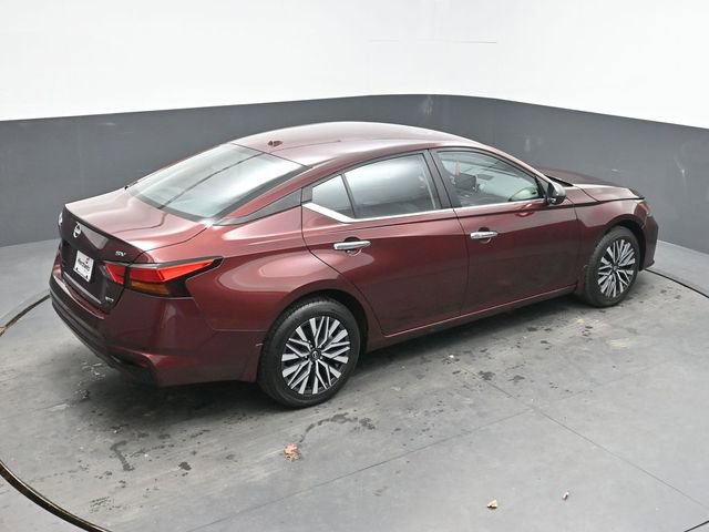 Used 2024 Nissan Altima 2.5 SV image 31