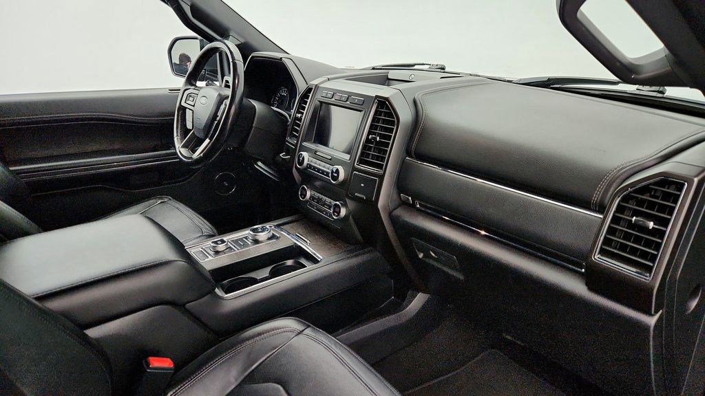 Used 2020 Ford Expedition Limited image 28