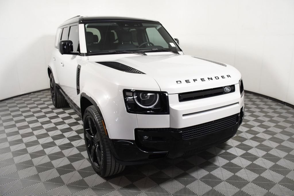 New 2026 Land Rover Defender 110 X-Dynamic SE AWD/4WD image 9
