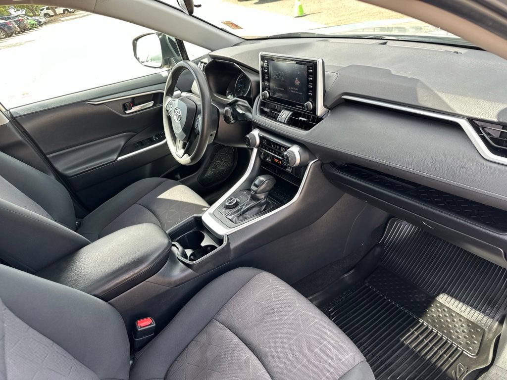 Used 2019 Toyota RAV4 XLE w/ Convenience Package AWD/4WD image 32