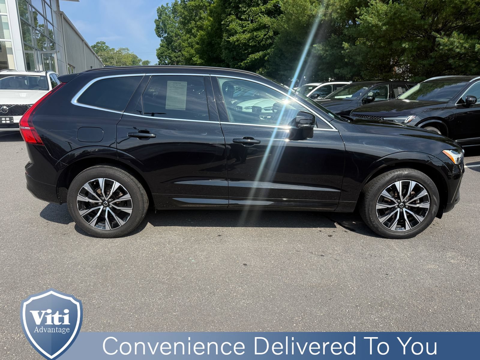 Certified 2023 Volvo XC60 B5 Core w/ Climate Package AWD/4WD image 9