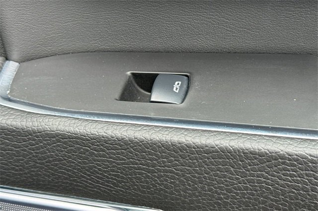 Used 2025 GMC Sierra 3500 Denali image 22