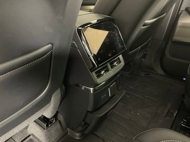 New 2026 Cadillac Vistiq Sport w/ LPO, Floor Liner Package image 15