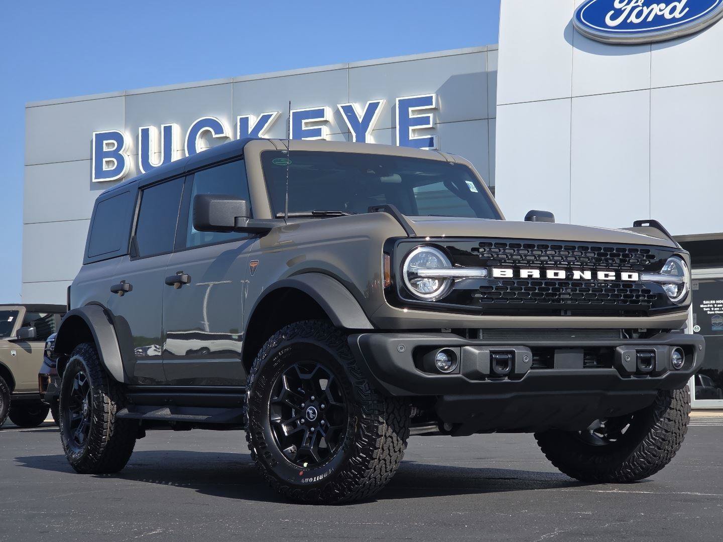 New 2026 Ford Bronco Badlands AWD/4WD image 2