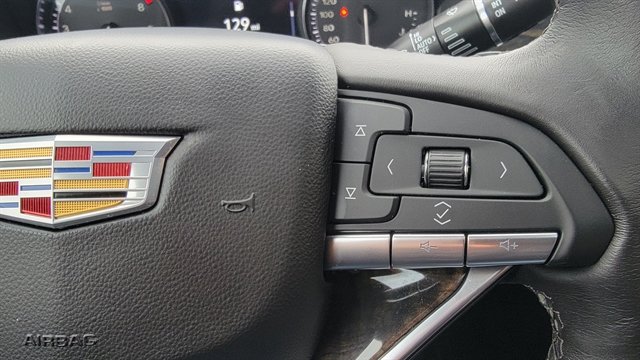Used 2024 Cadillac XT6 Premium Luxury w/ Technology Package AWD/4WD image 27