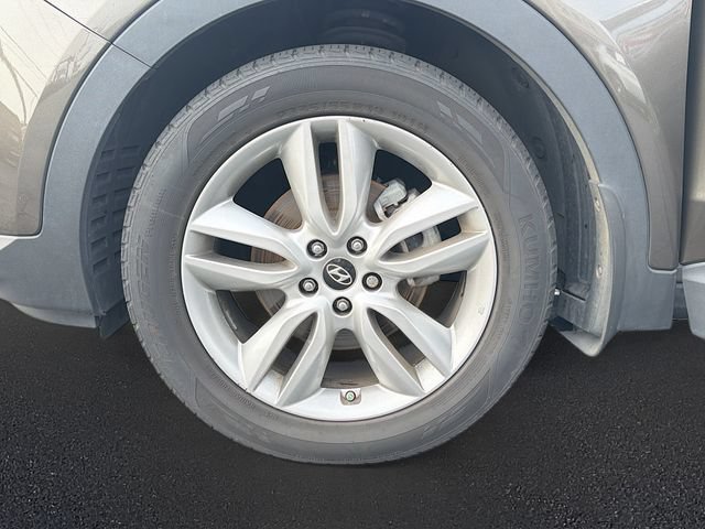 Used 2014 Hyundai Santa Fe Sport 2.0T w/ Navigation Package 06 FWD image 9
