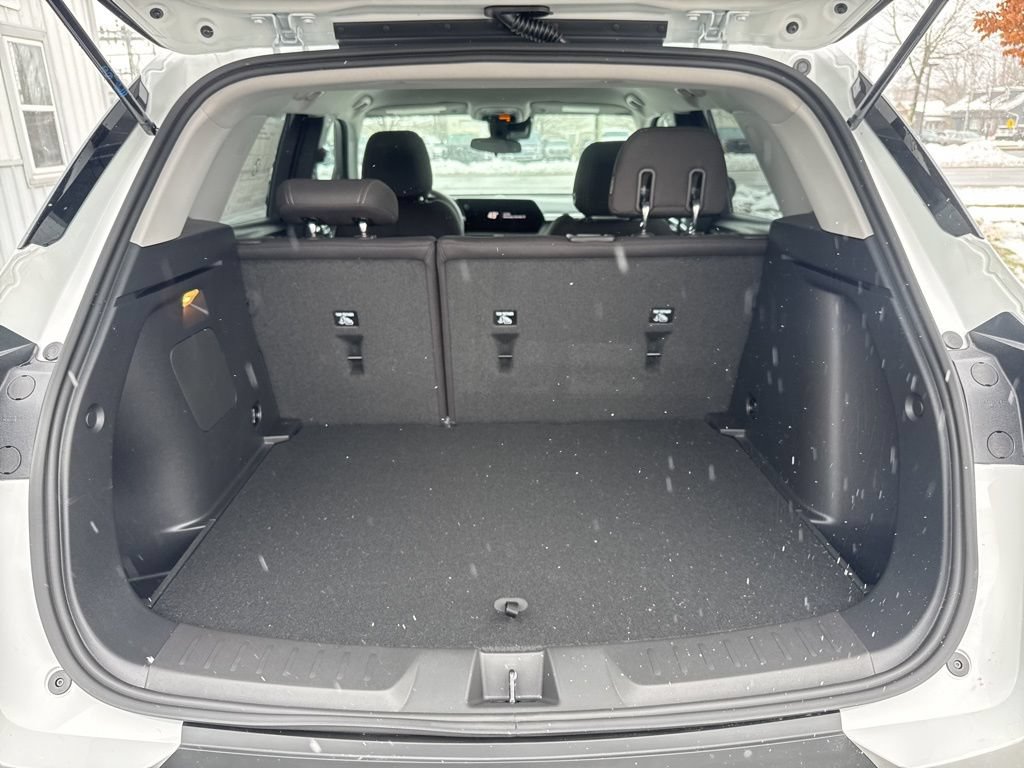 New 2026 Chevrolet TrailBlazer LS w/ LS Convenience Package AWD/4WD image 17