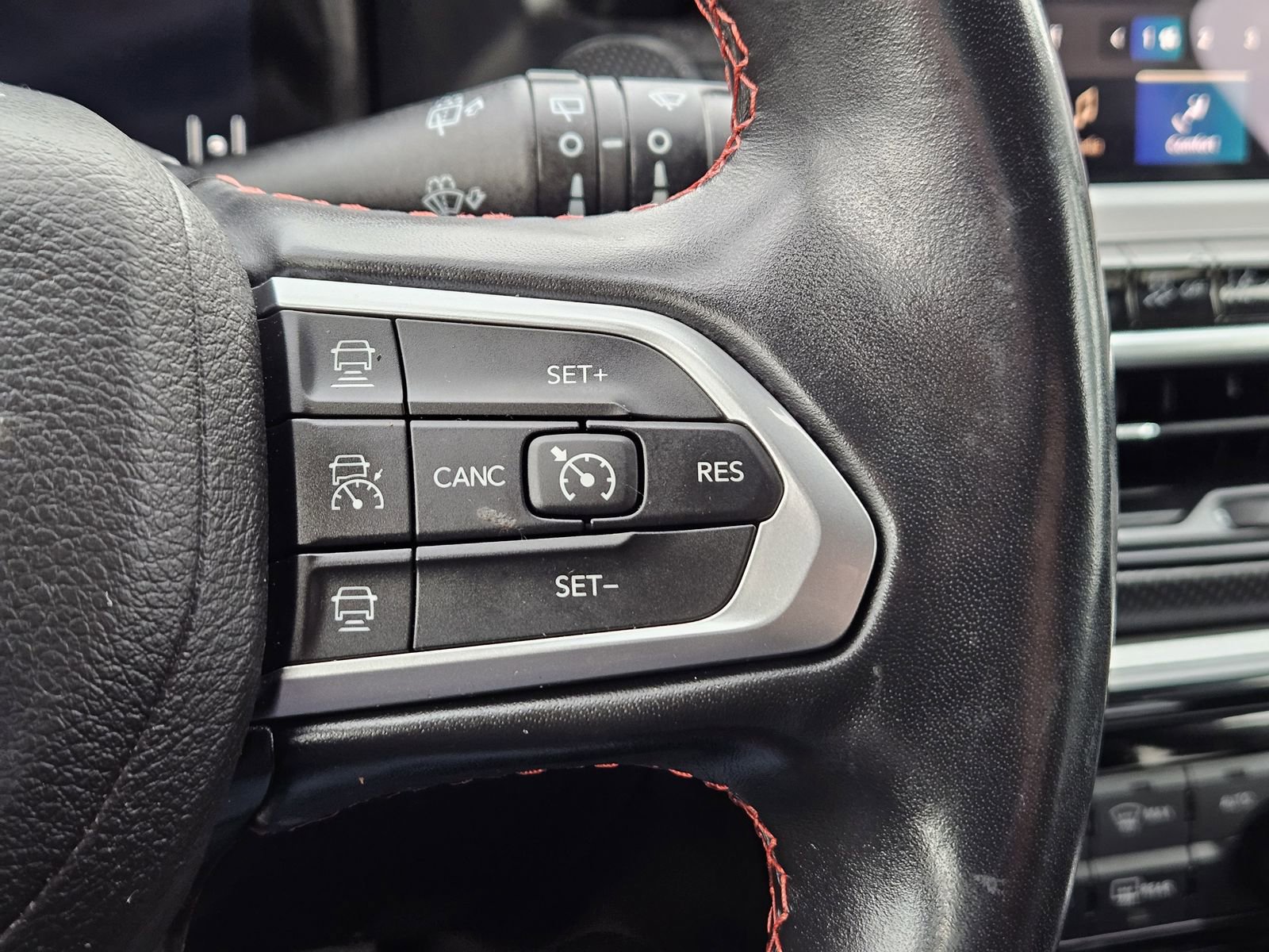 Used 2022 Jeep Compass Trailhawk w/ Trailhawk Elite Group image 27