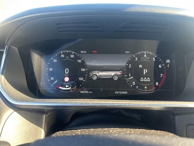 Used 2019 Land Rover Range Rover Sport HST image 13