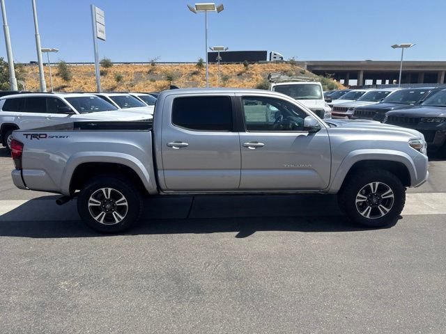 Used 2019 Toyota Tacoma TRD Sport w/ Technology Package RWD image 7