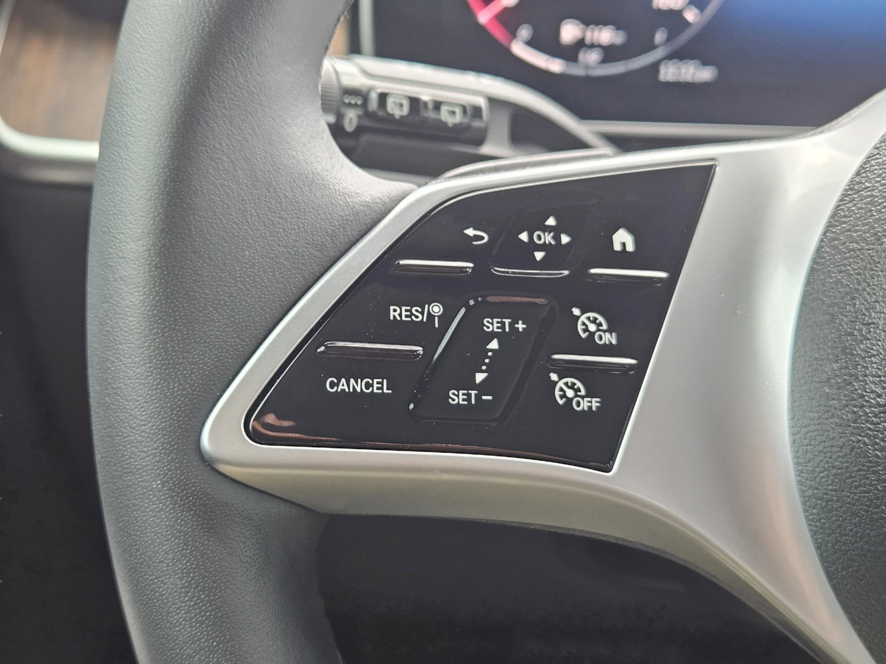 Certified 2026 Mercedes-Benz GLC 300 image 18