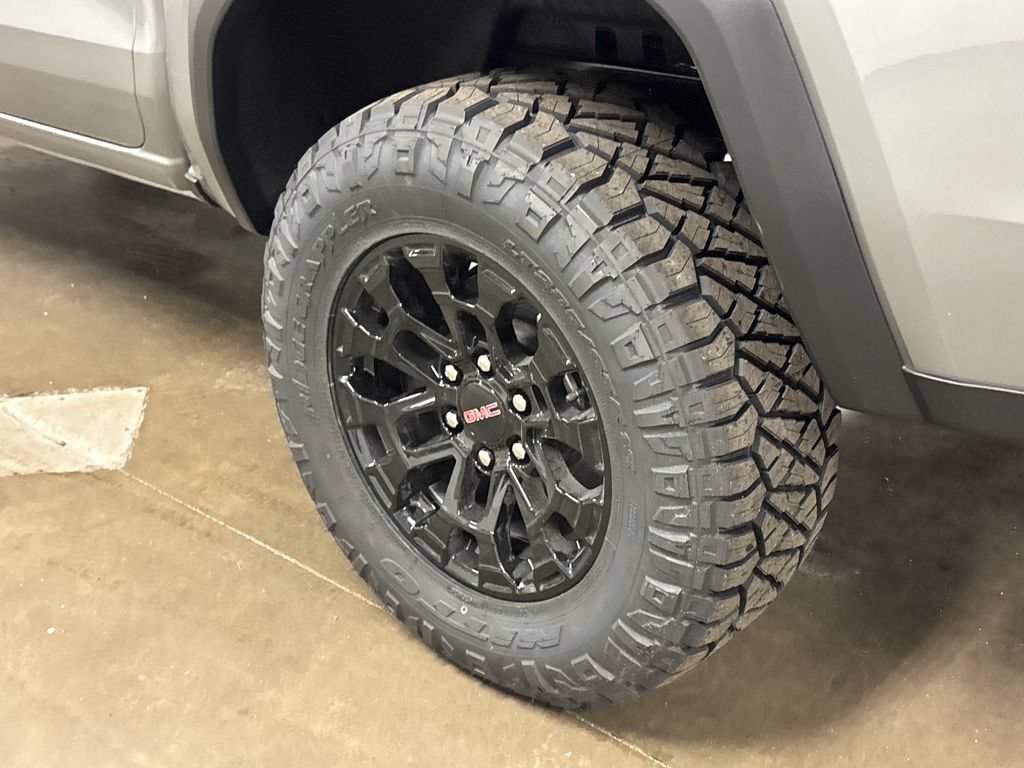 New 2026 GMC Canyon Elevation w/ Convenience Package RWD image 13