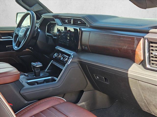 Used 2025 GMC Sierra 1500 Denali Ultimate AWD/4WD image 19