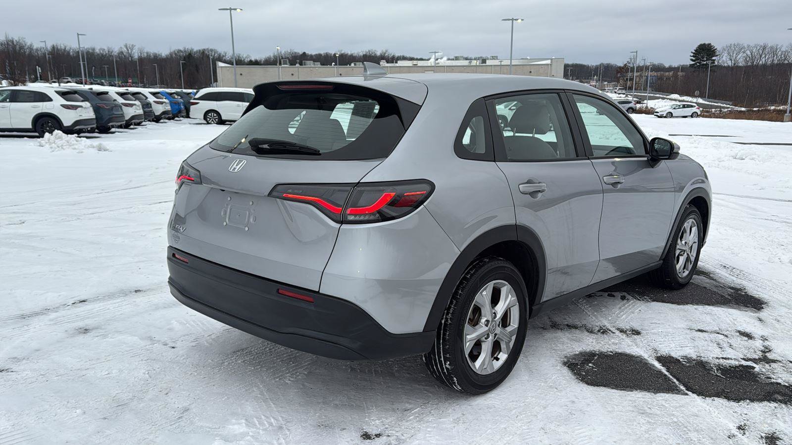 Used 2023 Honda HR-V LX image 7