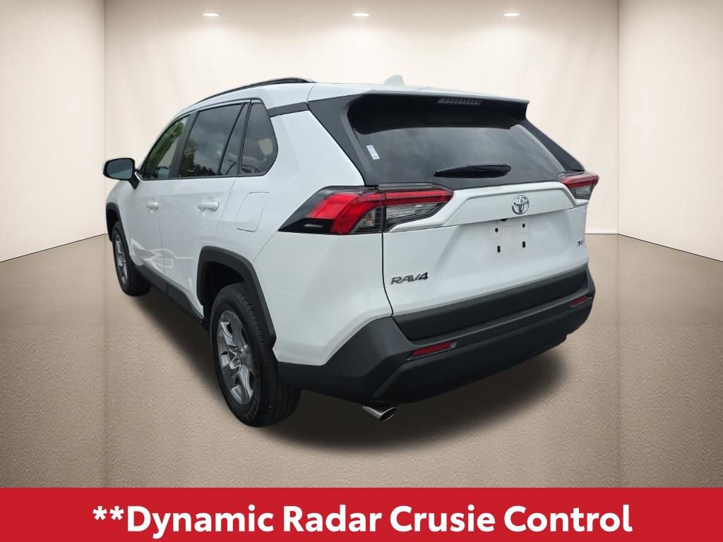 Used 2025 Toyota RAV4 XLE w/ Convenience Package image 10