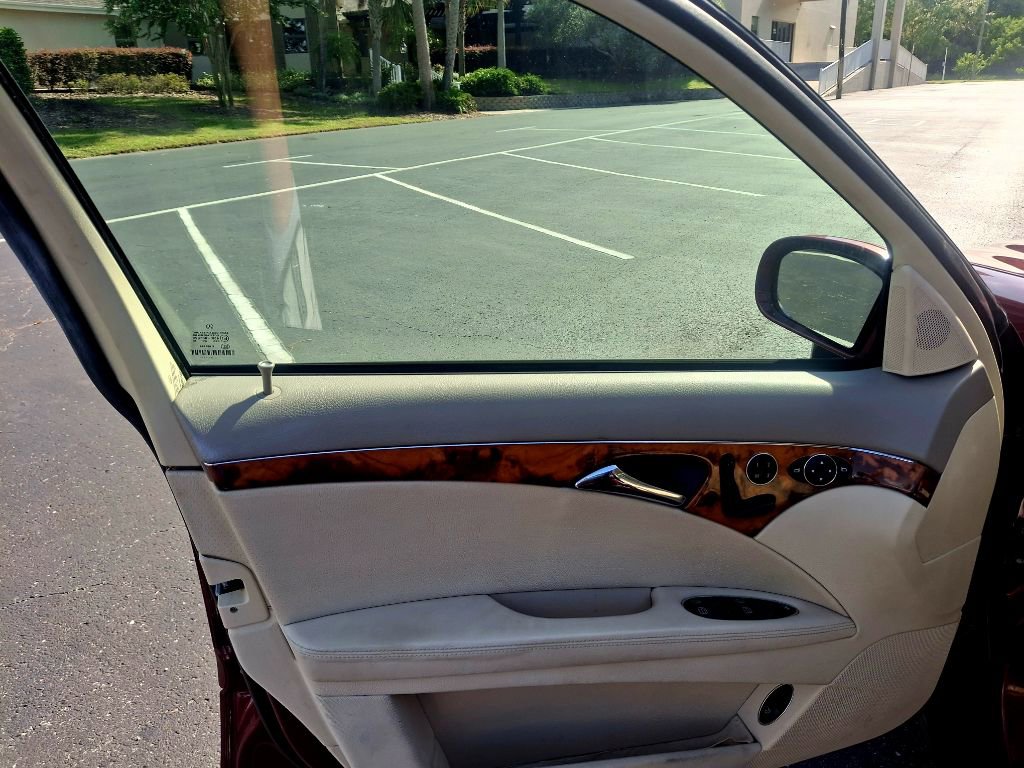 Used 2005 Mercedes-Benz E 320 Sedan image 7