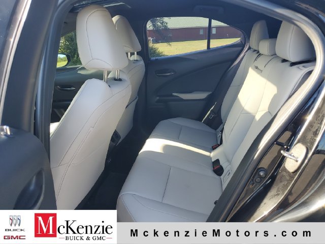 Used 2021 Lexus UX 200 w/ Accessory Package (A2) FWD image 21