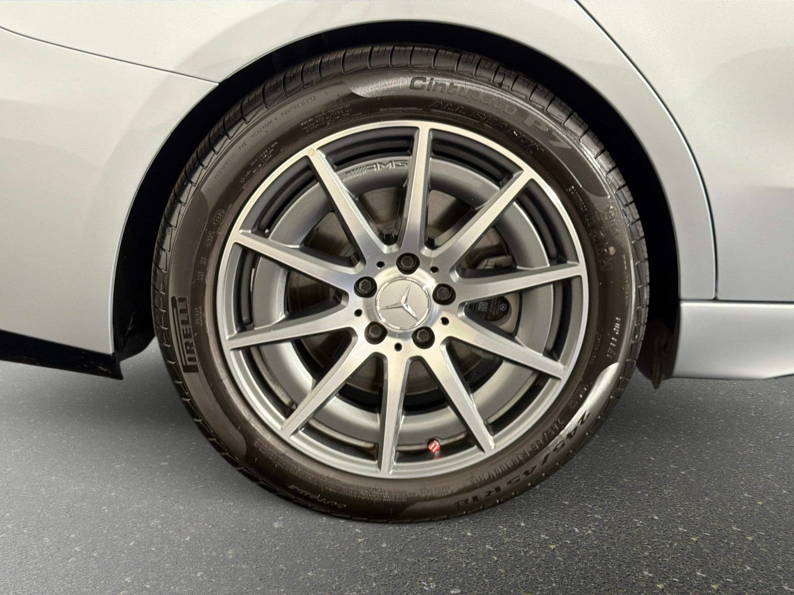 Used 2025 Mercedes-Benz C 43 AMG 4MATIC Sedan image 17