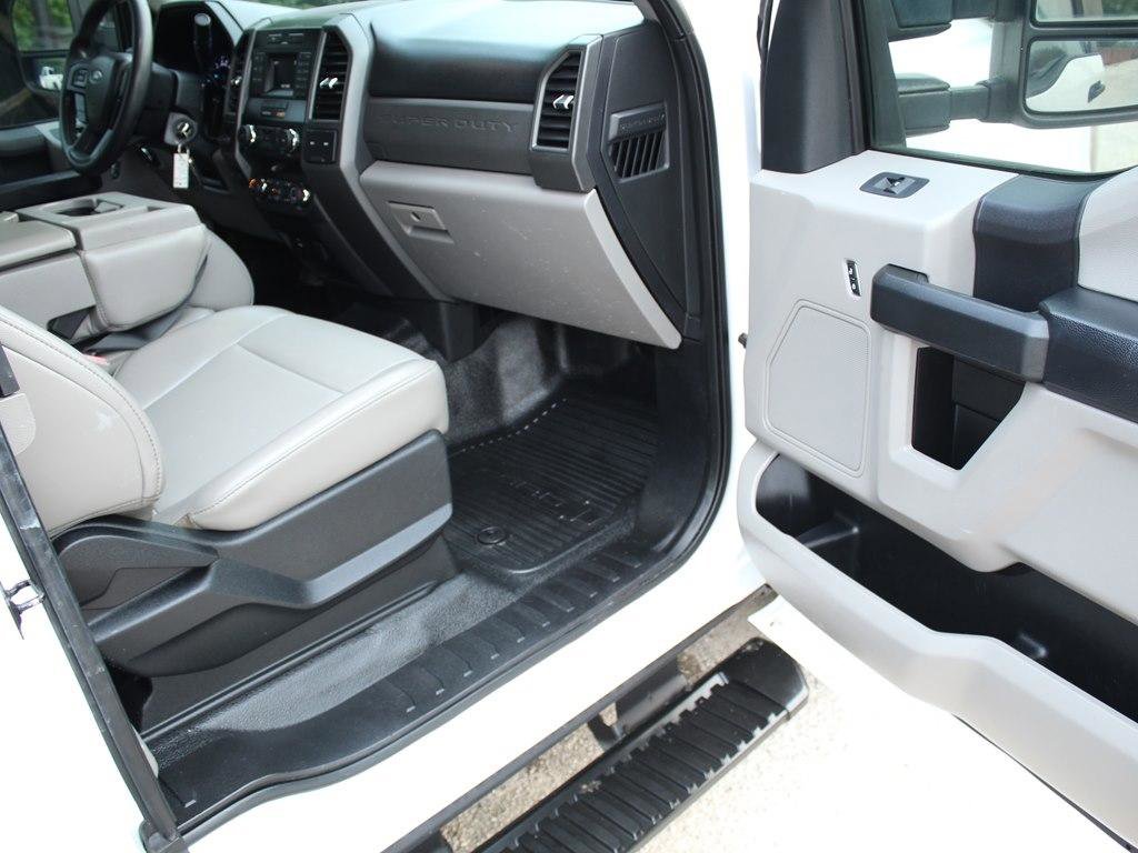Used 2019 Ford F250 XL w/ Power Equipment Group RWD image 22