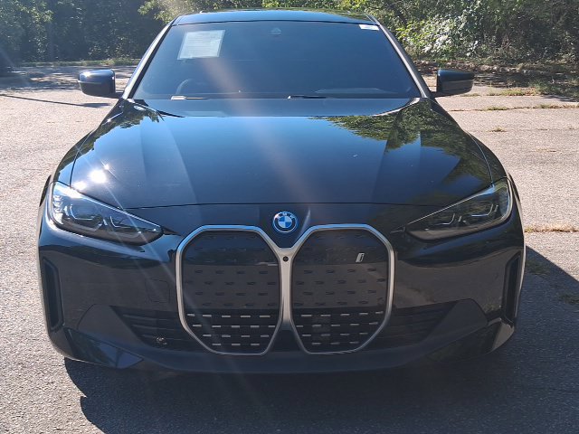 Used 2023 BMW i4 eDrive40 w/ Premium Package RWD image 8