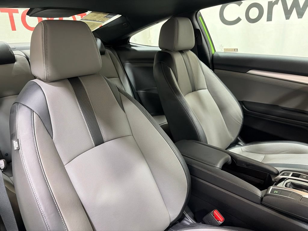 Used 2018 Honda Civic Touring image 15