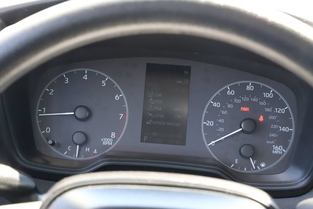Used 2025 Toyota Corolla LE FWD image 23