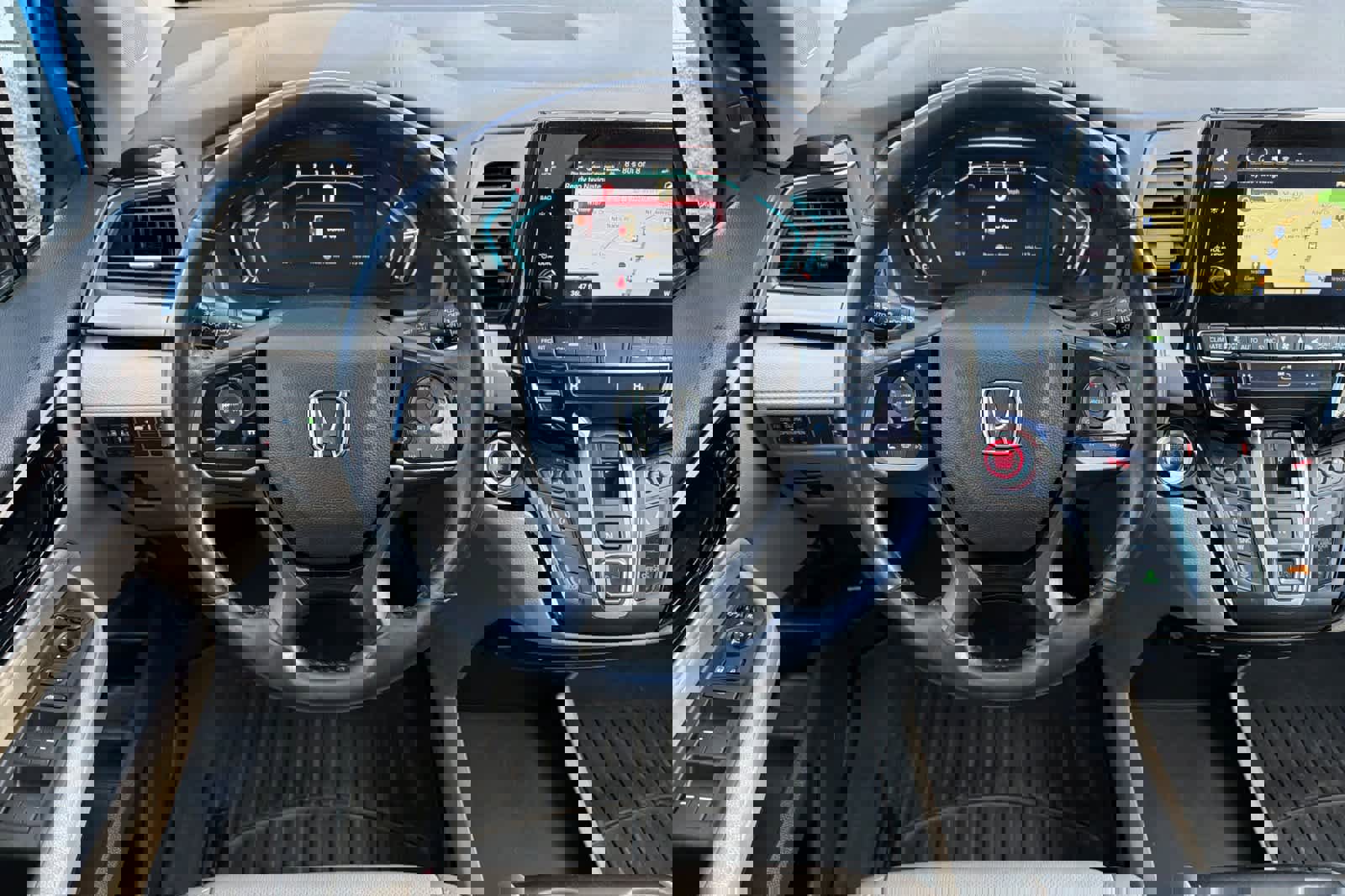 Used 2018 Honda Odyssey Elite image 16