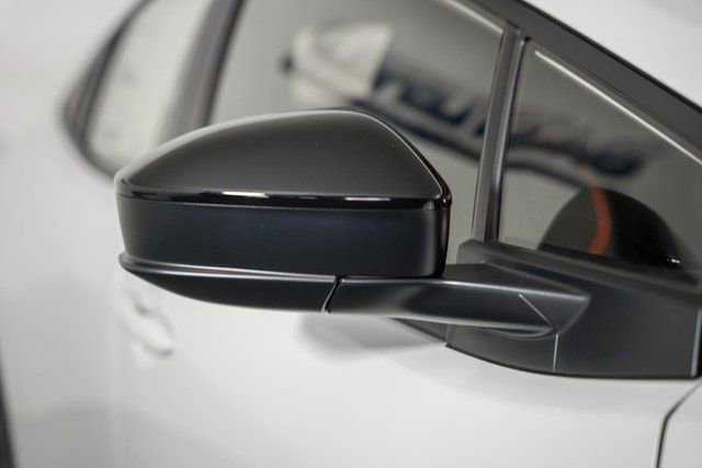 New 2026 Toyota Prius Plug-In Hybrid FWD image 15