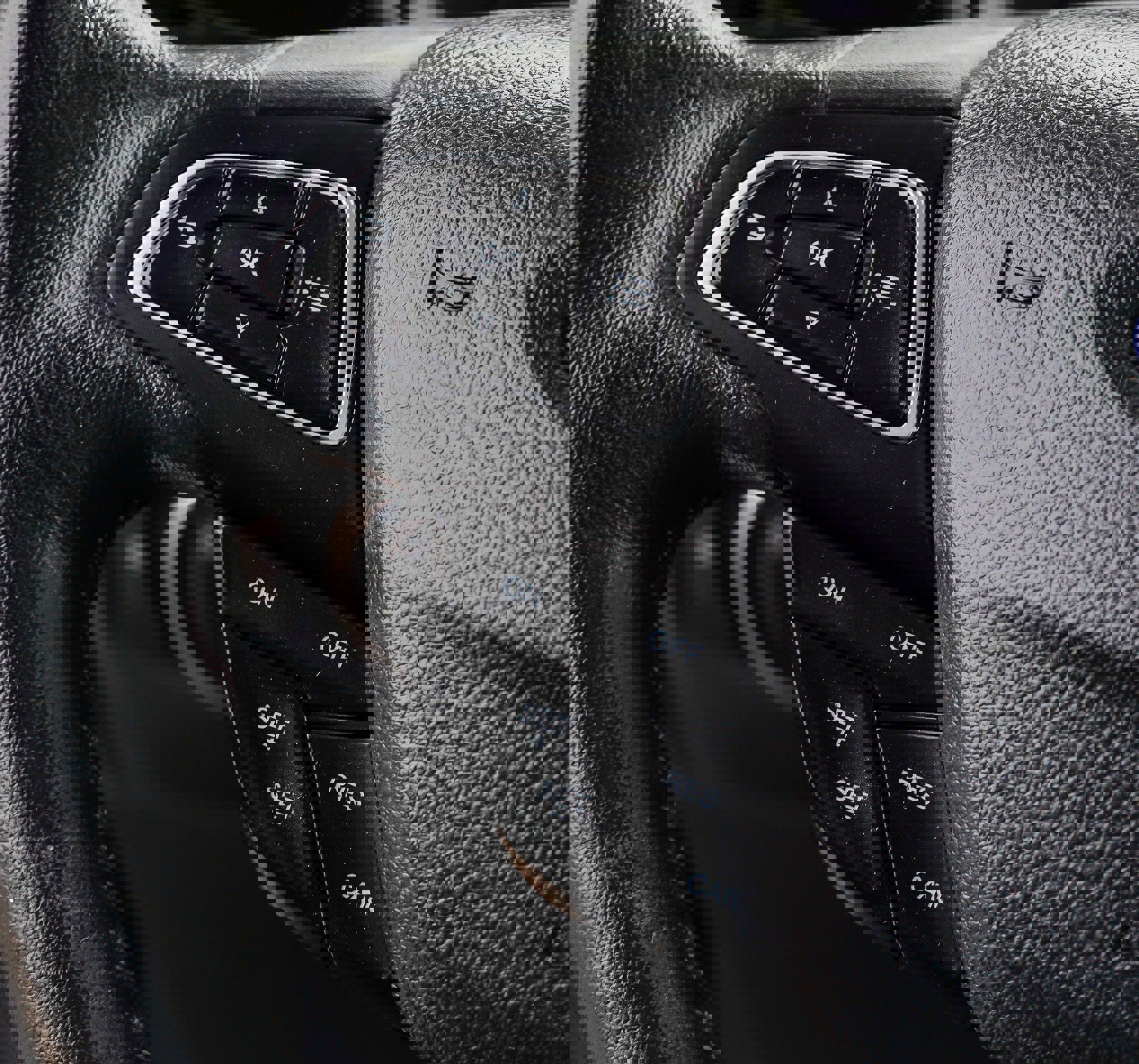 Used 2020 Ford EcoSport SES image 35