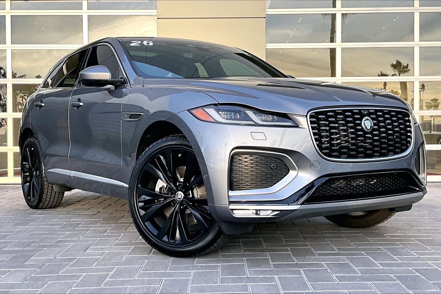 Used 2026 Jaguar F-PACE R-Dynamic S image 3