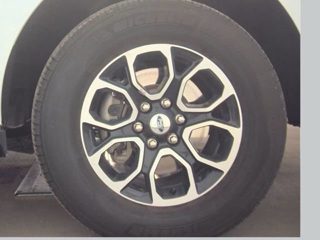 Used 2024 Ford Expedition XLT AWD/4WD image 20