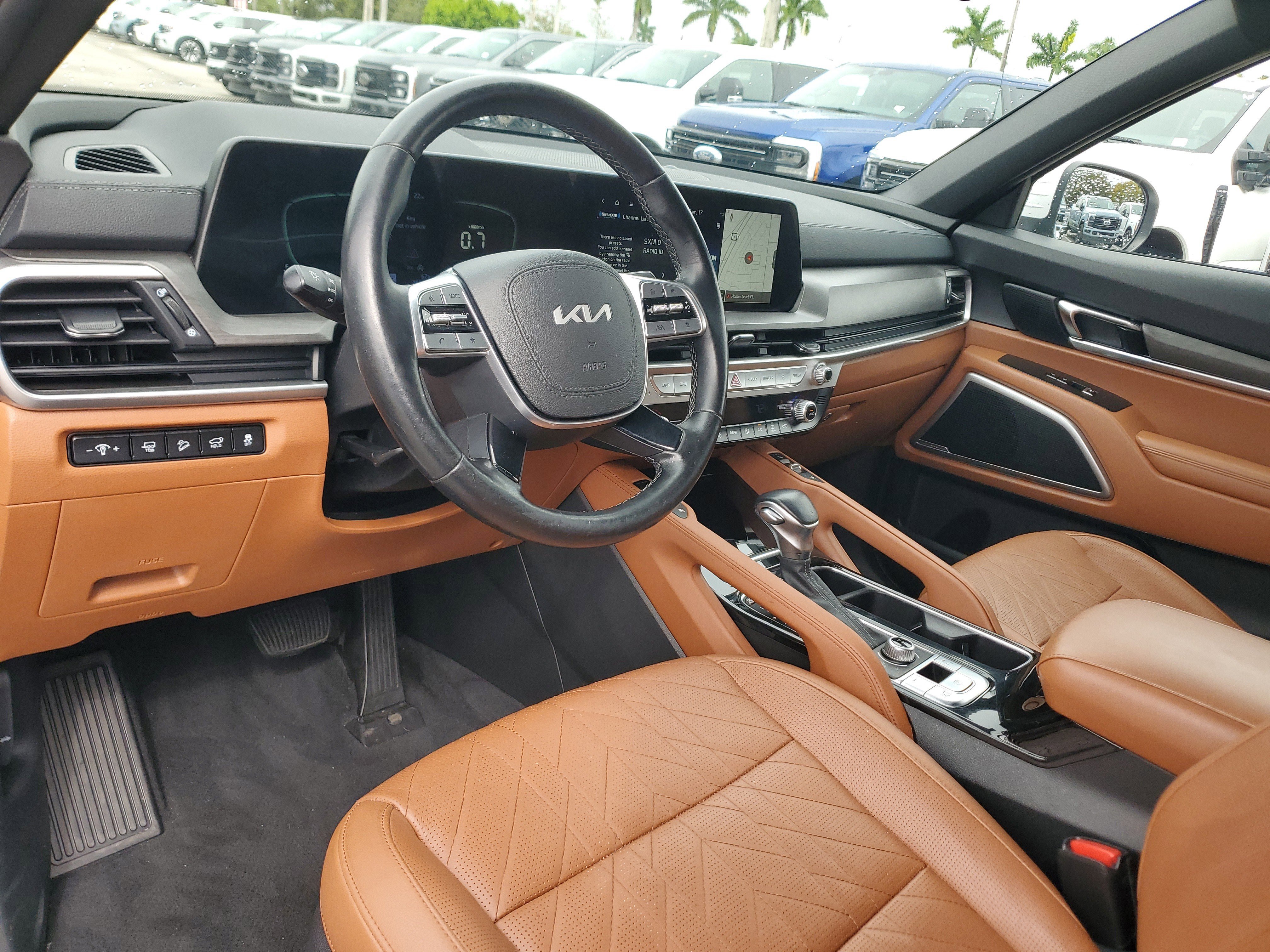 Used 2023 Kia Telluride EX X-Line image 9