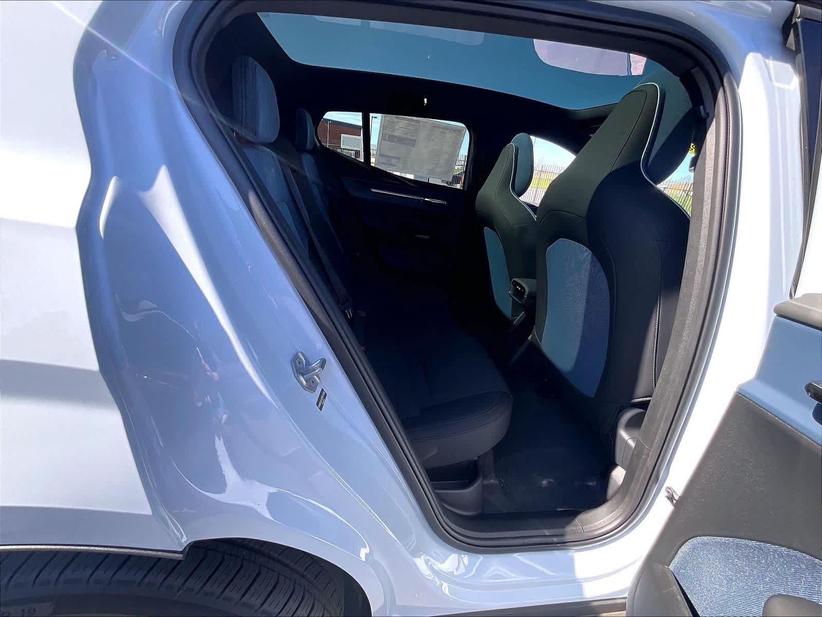 New 2026 Volvo EX30 Ultra w/ Protection Package Premier AWD/4WD image 27