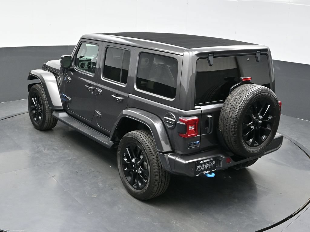 Used 2021 Jeep Wrangler Unlimited Sahara AWD/4WD image 33